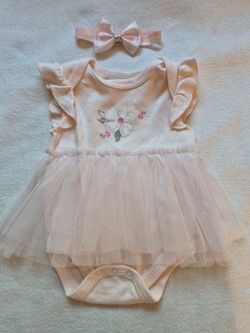 Baby Girl Dress/Romper,  Size Newborn