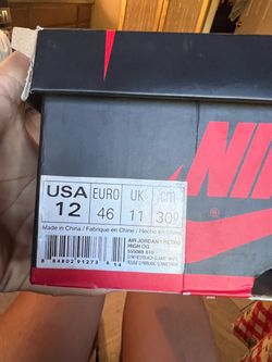Jordan 1 bred toe Size 12