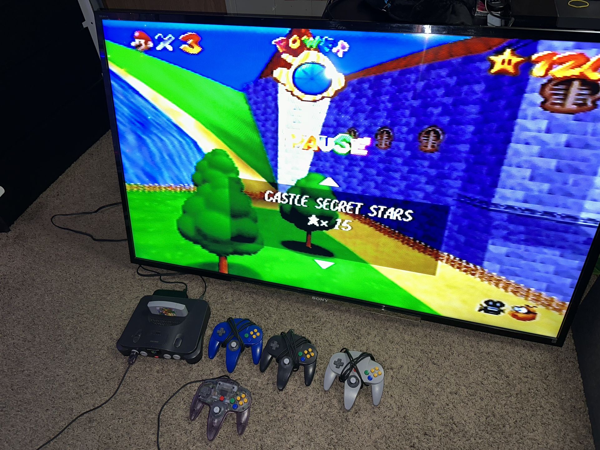 Nintendo 64 w/Controllers & Super Mario