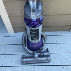 Dyson Vacuum Cleaner 