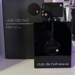 Club De Nuit Intense Perfumes Arabes 