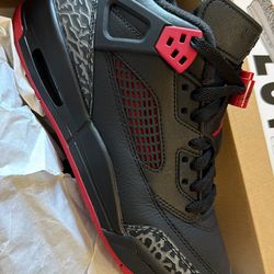 Boys Jordan shoe brand new