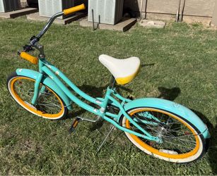 Kulana Hiku girls' beach cruiser bicycle