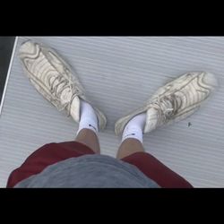 selling Exclusive Shoes Size 20 