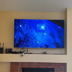 2016 Samsung 55-inch 4K SUHD high-end smart TV (model UN55KS8000FXZA), originally purchased for $2000.