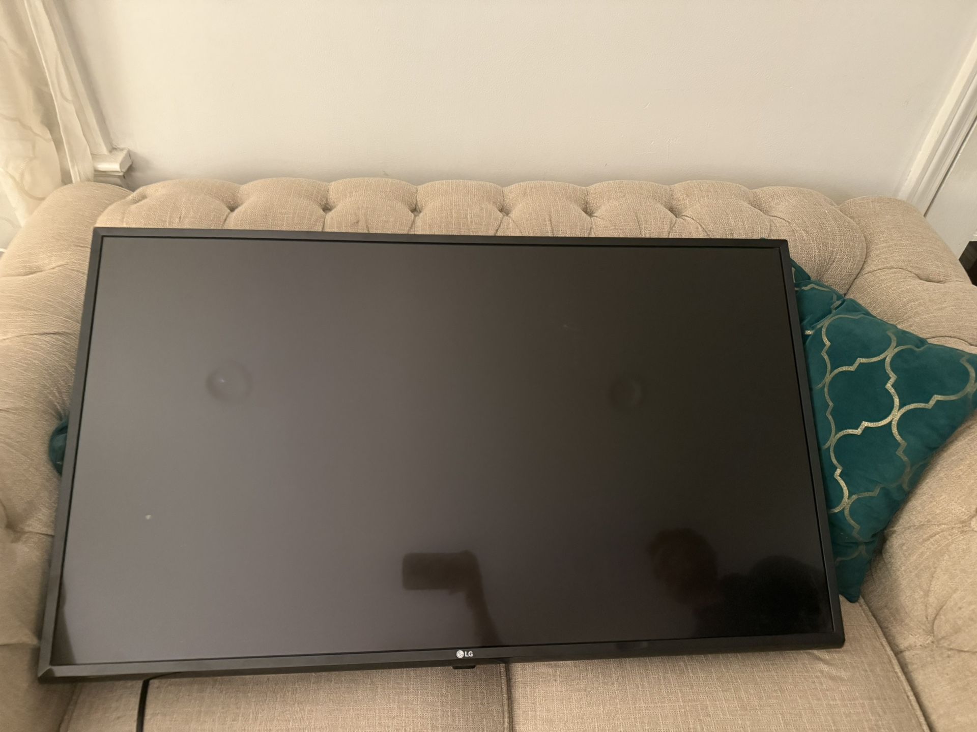 LG - 43” UK6090PUA Smart LED UHD TV