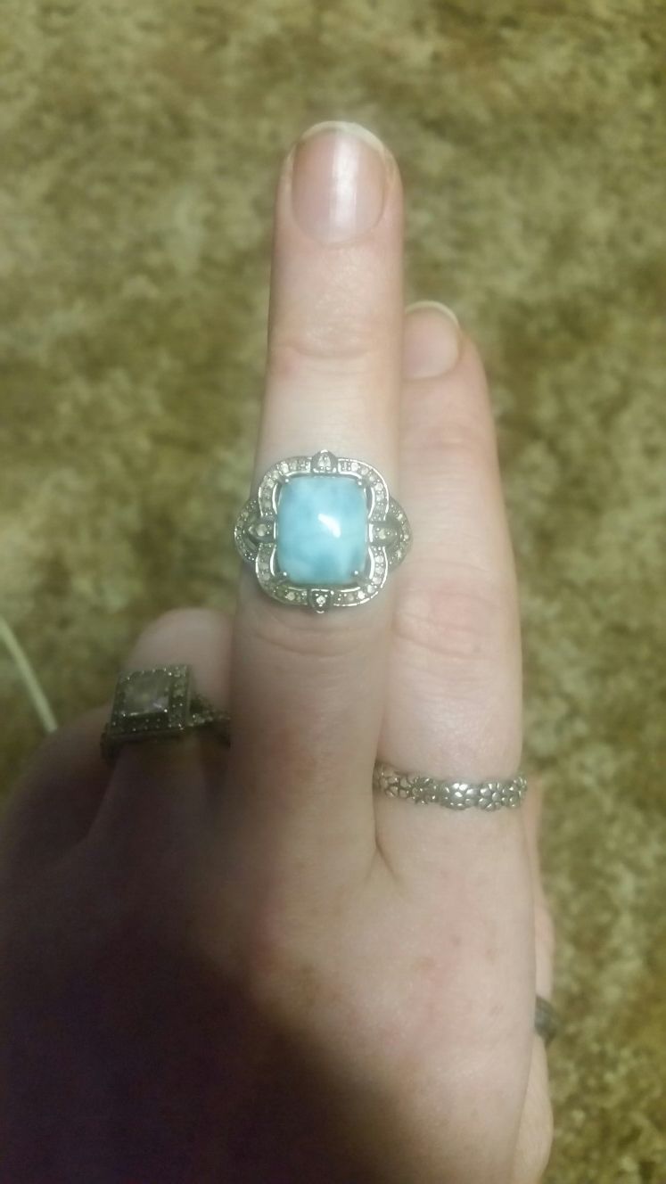 Beautiful sterling silver turquoise ring