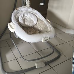 Baby Swing and Bouncer 