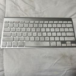 Wireless Apple Keyboard
