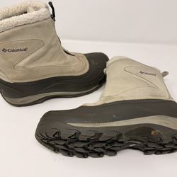 Columbia Cascadian Snowchill Women’s Size 10 Water Resistant Boots