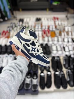 LV skates