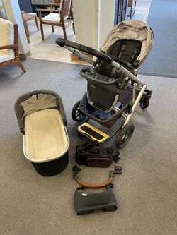 UPPAbaby Vista Stroller with Bassinet, Piggyback, and Other Accessories