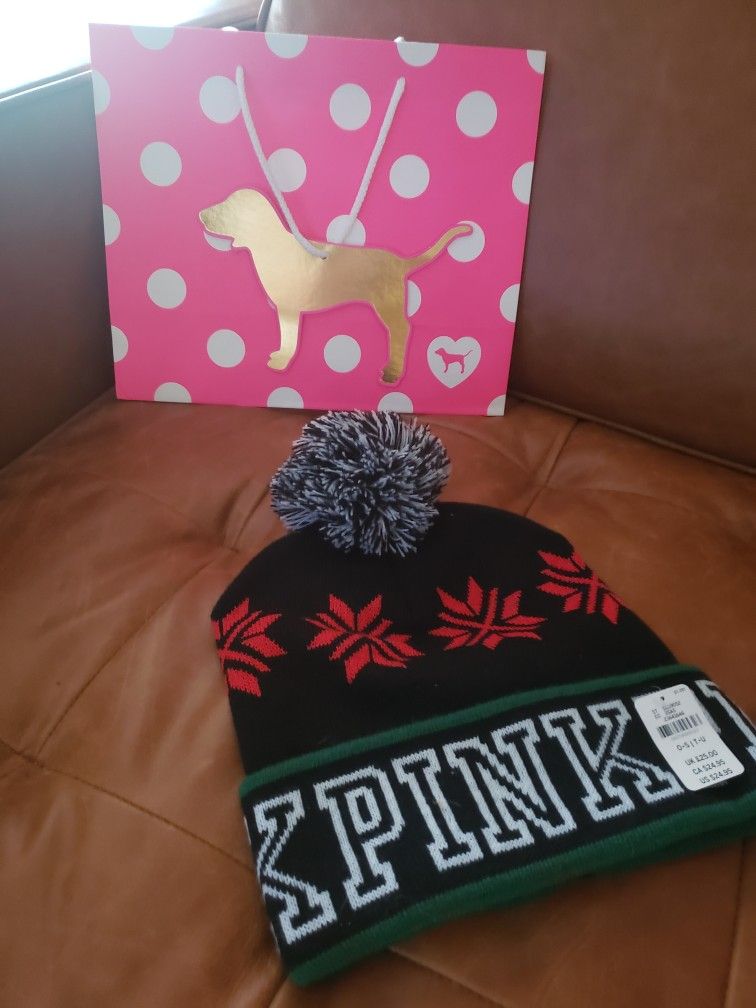 Victoria Secret PINK Pompom Beanie. 