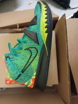 New Kyrie irving whether man shoes for only $120.00