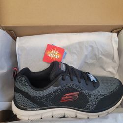 Skechers Men's 9.5 Wide