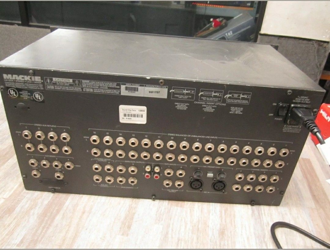 Mackie LM3204 16 Channel Stereo Line Mixer for Sale in Auburn, WA