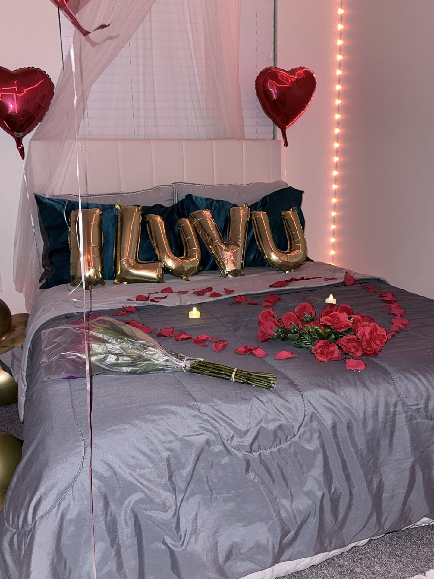 Full Size Bed + Mattress