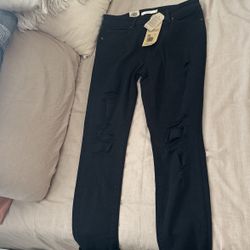 Levi 711 Skinny Black Jeans