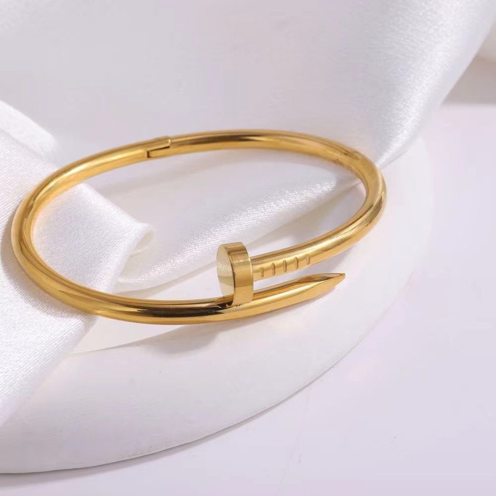 18K Gold Plated Titanium Steel Waterproof Non Tarnish 304 Stainless Steel Bangle
