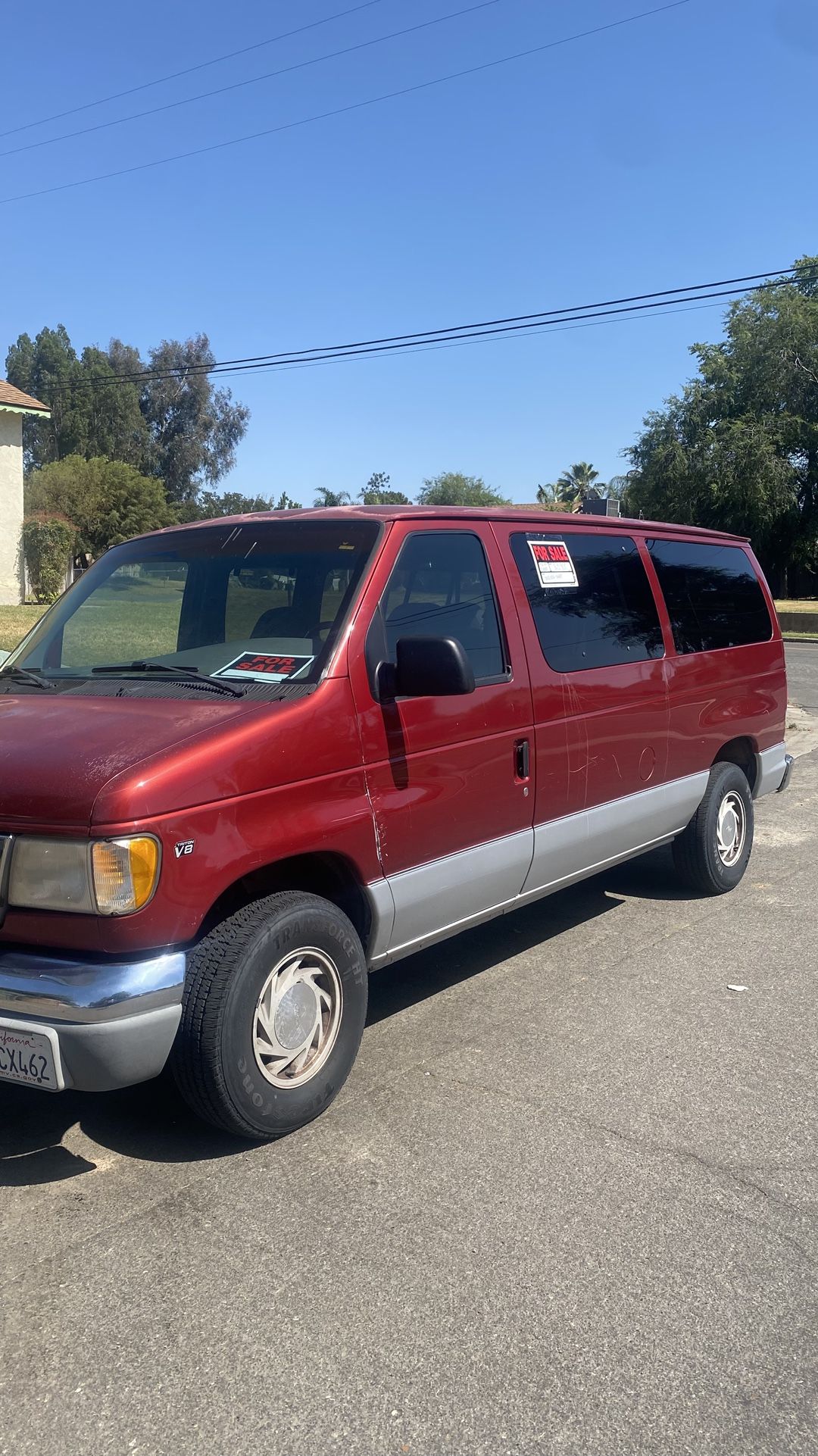 2000 Ford E-150