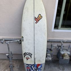 Lost x Lib Tech RNF Redux 5’6” – 29L Quad Fish