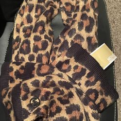 Michael Kohr’s Scarf New