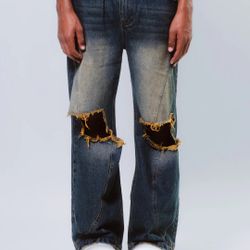 Baggy Blowout Jeans