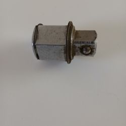 Snap-on 1_2 Drive Adapter 