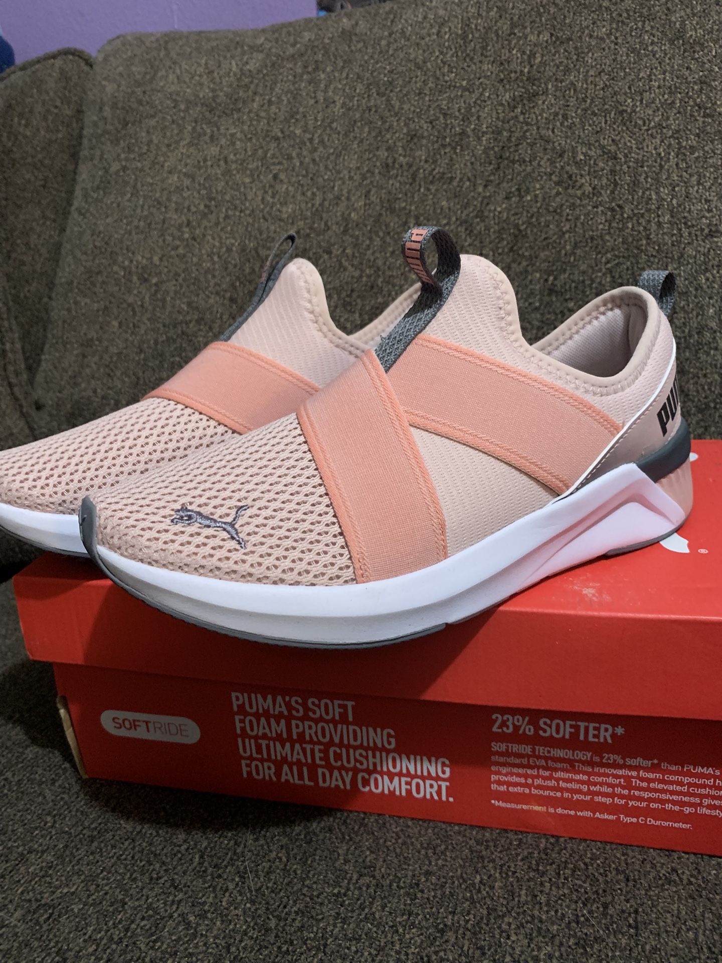 Women’s Puma 7.5