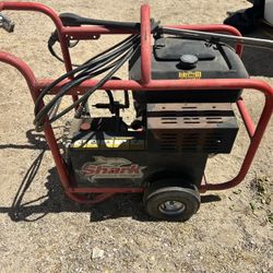 Dual piston power washer