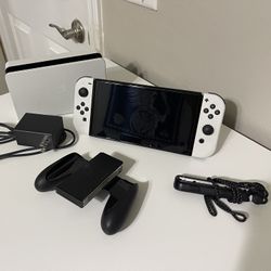 Nintendo Switch - OLED model White 