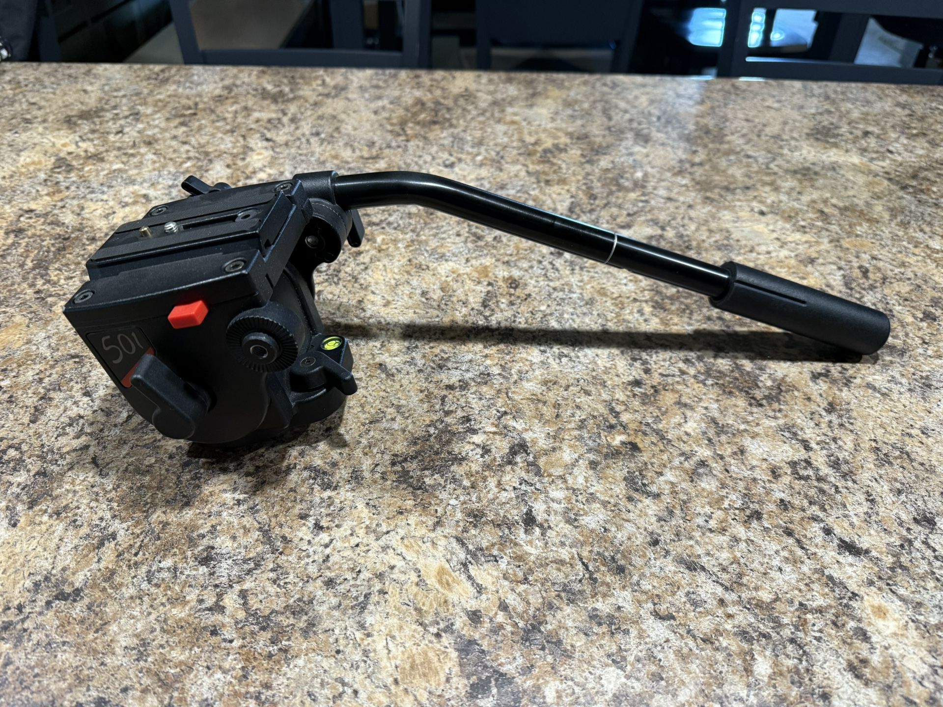 Manfrotto (Bowen) 501 Fluid Head, Also Known As Model 3433