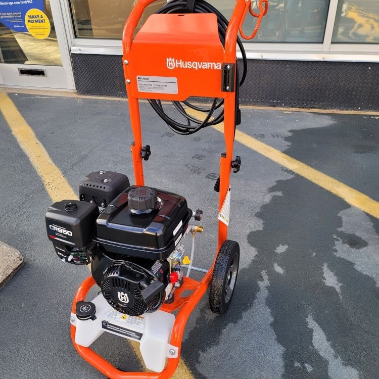 Costco Husqvarna PW 2000 PSI Electric Pressure Washer