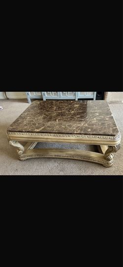 Elegant Natural Marble Coffee Table – Timeless Luxury