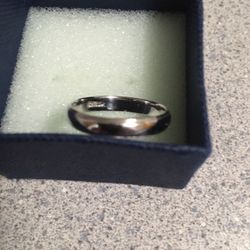 Men’s Wedding Band