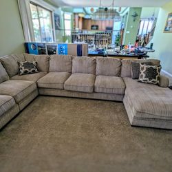 Large Sectional and Pillows 