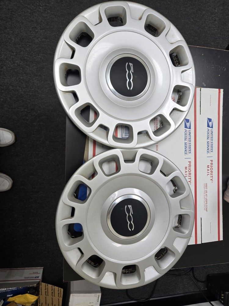 Fiat Hubcaps