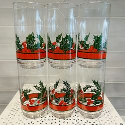 Set of 6 vintage Libbey holly and berry Christmas glasses .  16 oz, 5 5/8” tall. Bright and shiny. Great cond.  