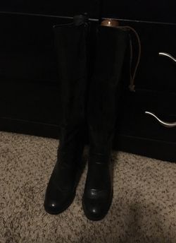 Black boots