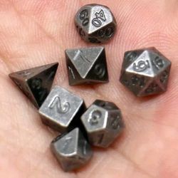 7 Piece Silvery Mini Metal Dice Set Gamers,Polyhedral Table Game Dice Role Play