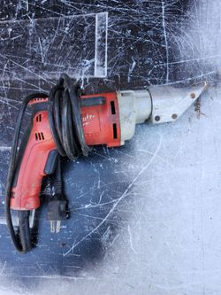 Milwaukee double cuts shears
