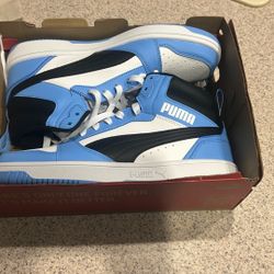 rebound v6 high puma 9.5 mens Usually 75$