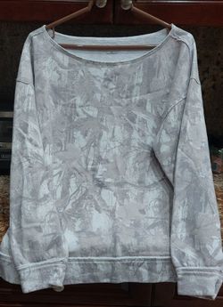 Hollister Camo Sweatshirt