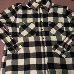 Women’s Black Plaid Black Button Up Long Sleeve 