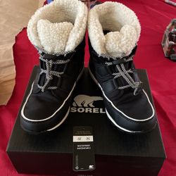 Sorel Youth Whitney Carnival Size 4