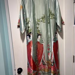 Kimono Style Satin Robe Size M