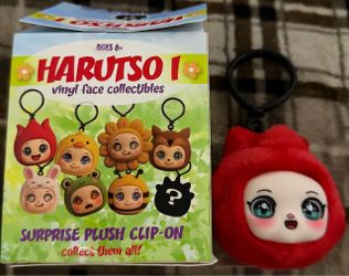 Haruto I red rose plush keychain
