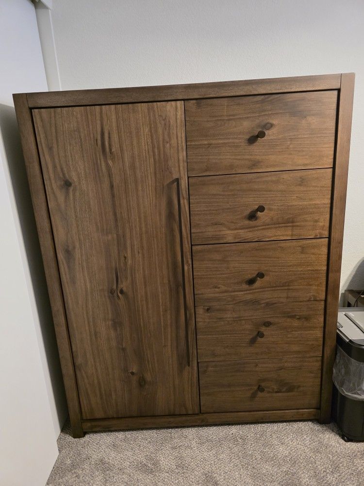 Queen Bed, Two Side Tables, And Armoire