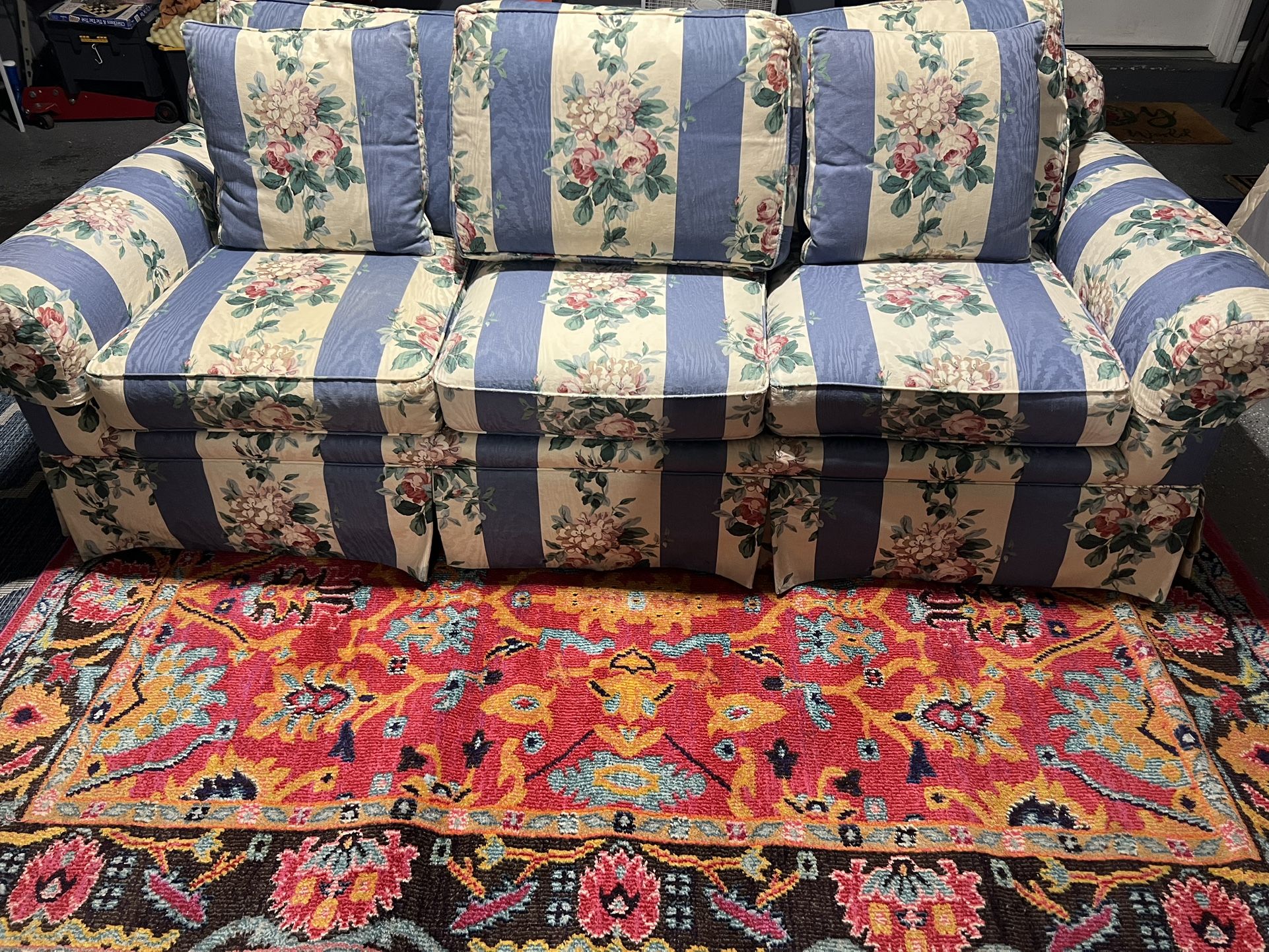 Sofa Set