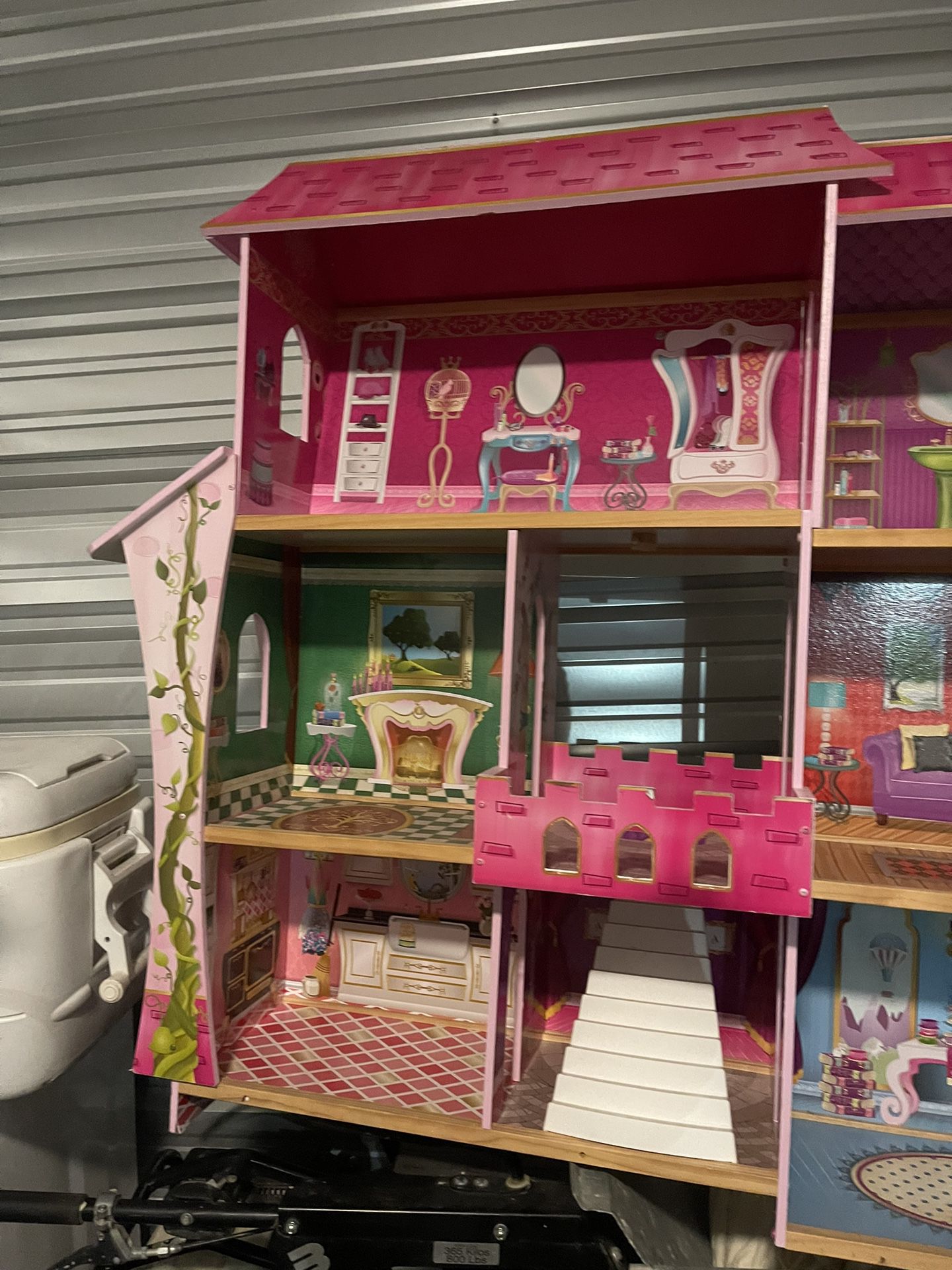 Giant Dollhouse Wooden 